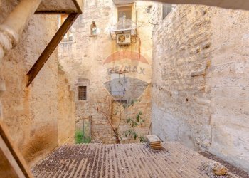 Edificio all\'aperto - Casa indipendente Piazza XX Settembre
 
8, Rutigliano - foto 5