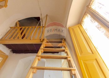 Scale - Casa indipendente Piazza XX Settembre
 
8, Rutigliano - foto 11