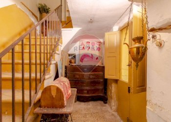 Scale - Casa indipendente Piazza XX Settembre
 
8, Rutigliano - foto 13