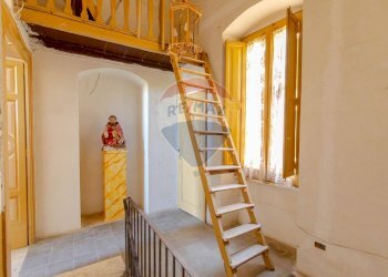 Scale - Casa indipendente Piazza XX Settembre
 
8, Rutigliano - foto 17