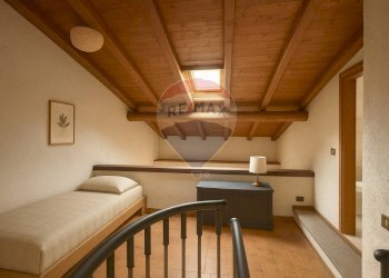 Camera / camera da letto - Casa semi indipendente VIA SABOTINO, Cunardo - foto 17