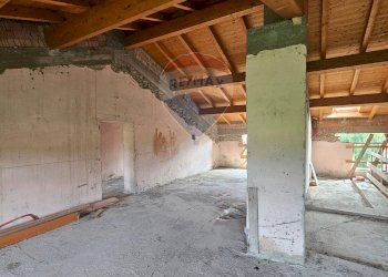 Parcheggio - Apartment via pizzale
 
22, Voghera - photo 4