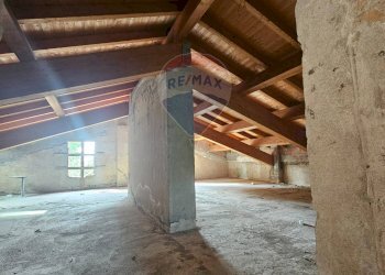 Parcheggio - Apartment via pizzale
 
22, Voghera - photo 5