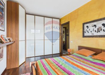 Camera / camera da letto - Three-room apartment Corso Novara
 
78, Vigevano - photo 9