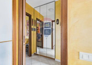 Hall / corridoio - Three-room apartment Corso Novara
 
78, Vigevano - photo 10