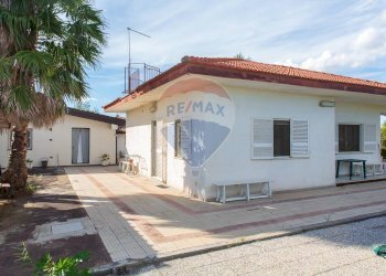 Casa all\'aperto - Villa Via Favignana
 
32, Catania - foto 12