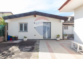 Terrazza - Villa Via Favignana
 
32, Catania - foto 15