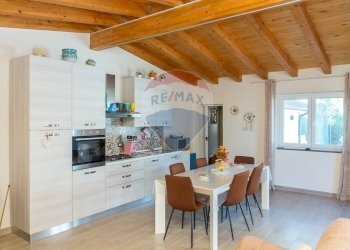 Sala da pranzo - Villa Via Favignana
 
32, Catania - foto 20