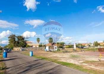 Edificio all\'aperto - Villa Via Favignana
 
32, Catania - foto 60