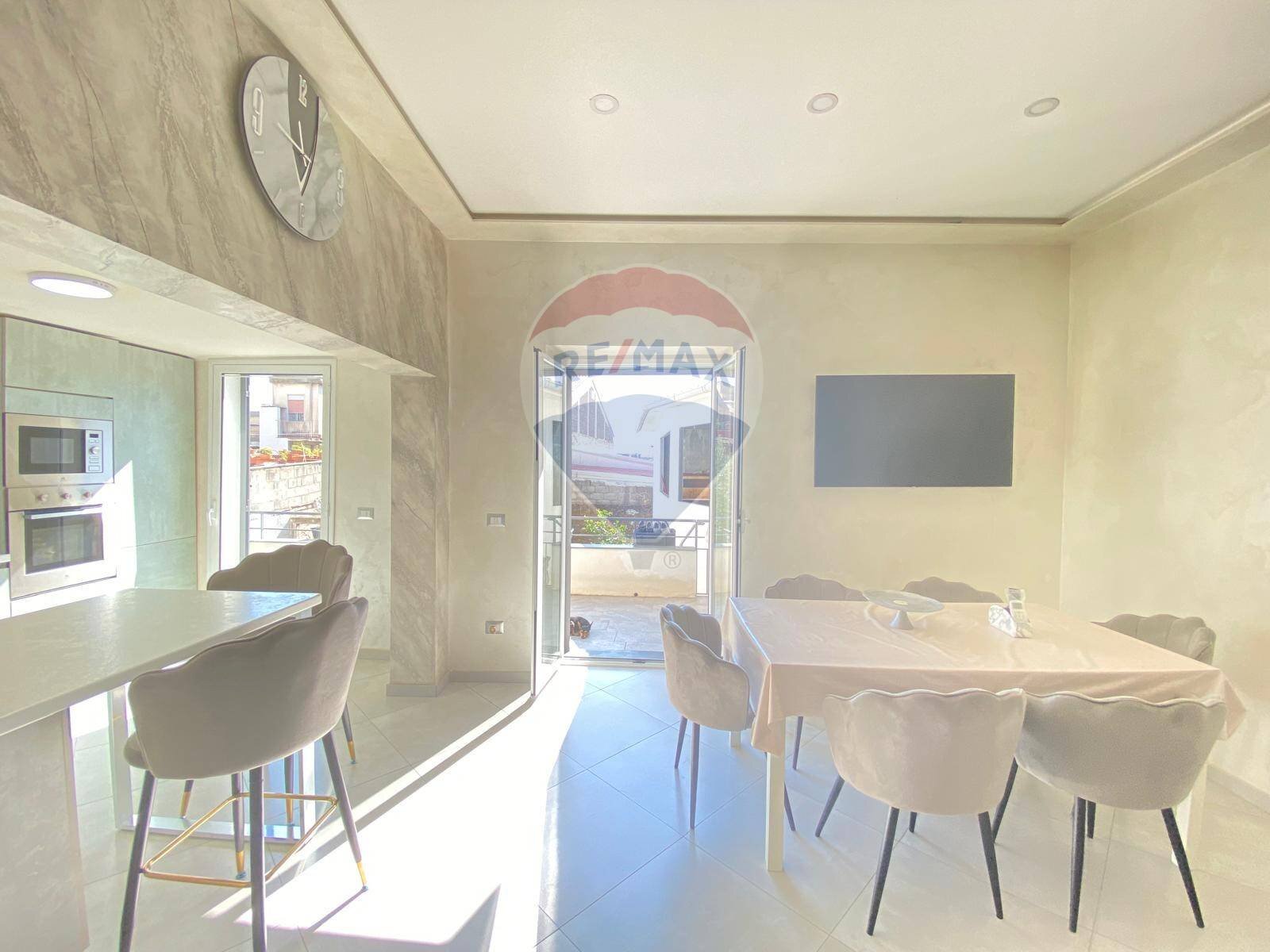 Sala da pranzo - Appartamento Via Macaluso
 
150, Catania - foto 1