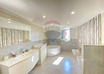 Bagno - Appartamento Via Macaluso
 
150, Catania - foto 31