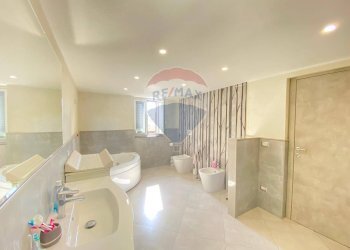 Bagno - Appartamento Via Macaluso
 
150, Catania - foto 34