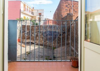 Balcone - Semi-detached house VIA ETNA
 
72, San Giovanni la Punta - photo 19