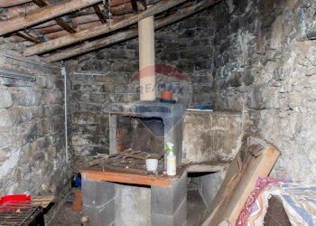 Dettagli - Semi-detached house VIA ETNA
 
72, San Giovanni la Punta - photo 38