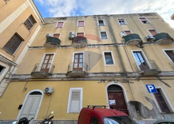 Edificio all\'aperto - Trilocale Piazza Carmine
 
17, Augusta - foto 1
