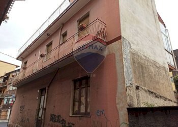 Edificio all\'aperto - Appartamento Via Consolazione
 
32, Aci Catena - foto 5