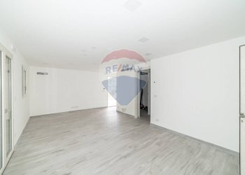 Stanza vuota - Villa Via Bianca di Navarra
 
20, Pedara - foto 15