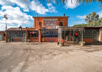 Foto 1 - Locale Commerciale l'antica stazione, Enna - foto 1