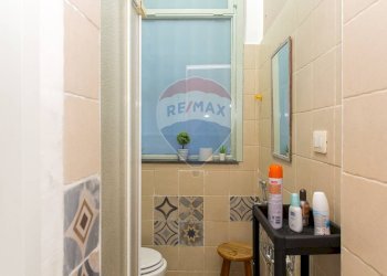 Bagno - Trilocale Via San Nicolo' Al Borgo
 
21, Catania - foto 11