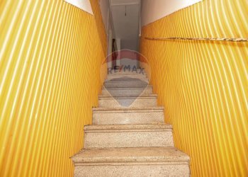 Scale - Casa indipendente via Mannelli
 
128, Caltagirone - foto 2