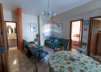 Sala da pranzo - Trilocale via Enrico Toti
 
12/f, Acireale - foto 9