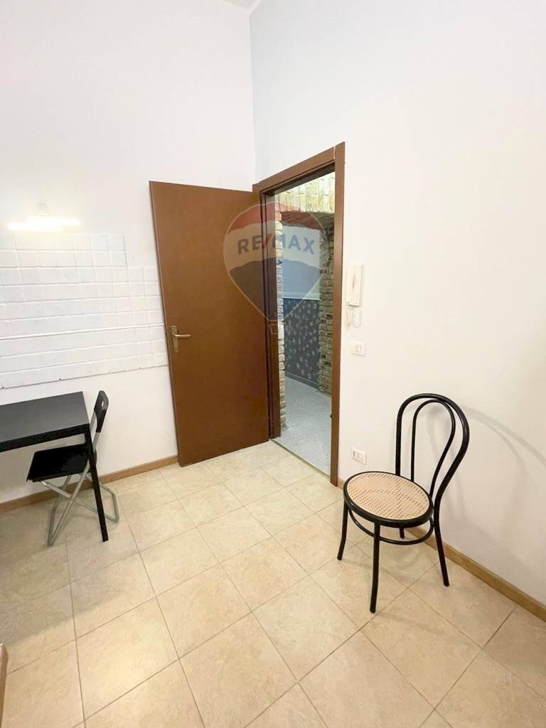 Camera / camera da letto - Magazzino Via Dei Rogazionisti
 
0, Roma - foto 3