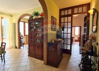 Hall / corridoio - Apartment Empoli - photo 3