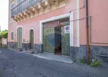 Edificio all\'aperto - Casa indipendente via Santa Lucia
 
49/57, Mascalucia - foto 1