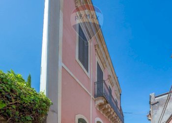 Edificio all\'aperto - Casa indipendente via Santa Lucia
 
49/57, Mascalucia - foto 4