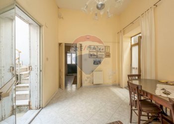 Sala da pranzo - Casa indipendente via Santa Lucia
 
49/57, Mascalucia - foto 5