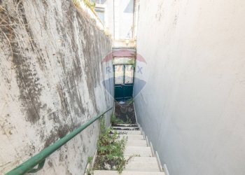 Scale - Casa indipendente via Santa Lucia
 
49/57, Mascalucia - foto 11