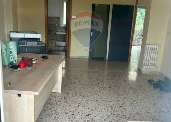 Soggiorno - Appartamento Via Edmondo De Amicis
 
59, Caltanissetta - foto 6