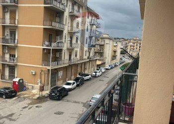 Balcone - Appartamento Via Edmondo De Amicis
 
59, Caltanissetta - foto 12