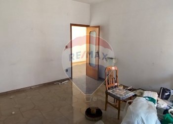Sala da pranzo - Quadrilocale Via Luigi Allegato
 
26, Manfredonia - foto 25