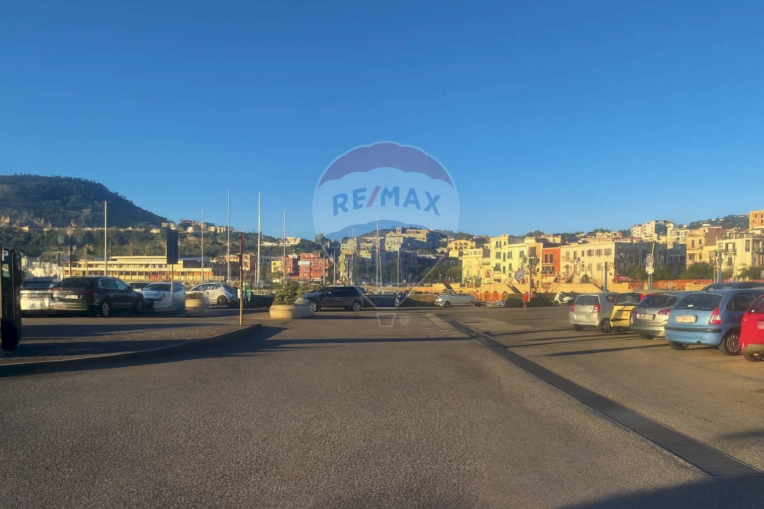 Edificio all\'aperto - Commercial Activity Corso della Repubblica, Pozzuoli - photo 2