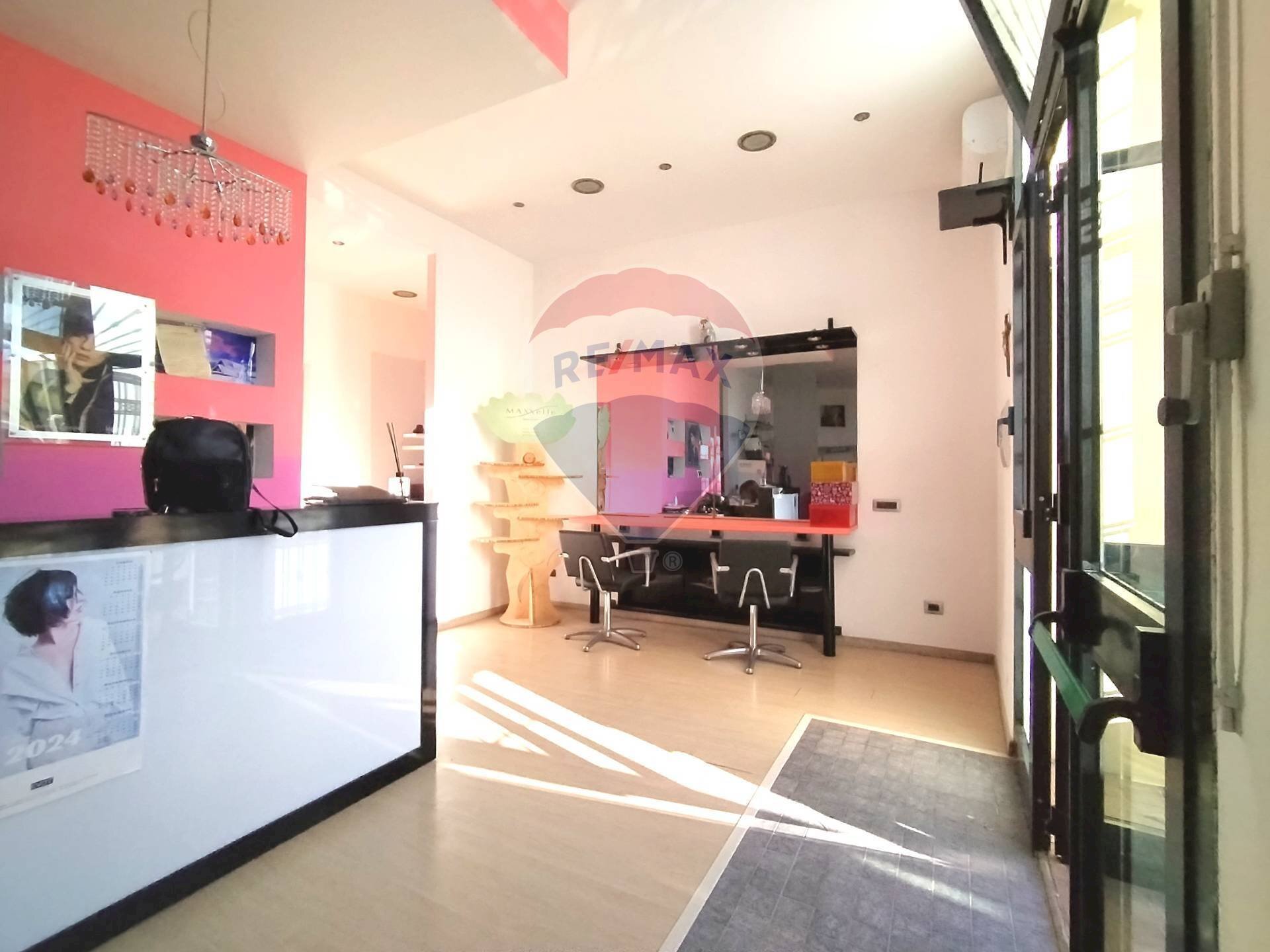 Ufficio - Laboratorio PIAZZA GIOVANNI XXIII
 
32-33, Osimo - foto 2