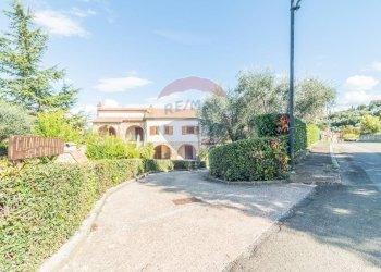 Casa all\'aperto - Quadrilocale Madonna del Cavalluzzo
 
snc, Manciano - foto 2