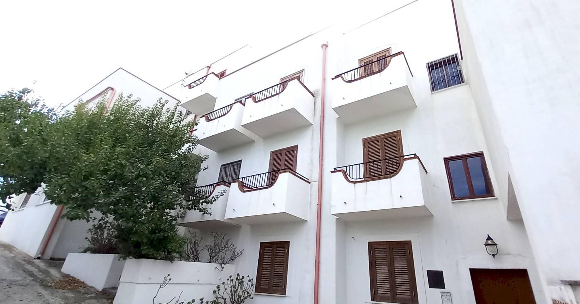 Foto 1 - Quadrilocale Via Valle delle Noci
 
14, Vico del Gargano - foto 1