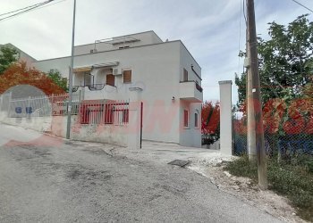 Foto 5 - Quadrilocale Via Valle delle Noci
 
14, Vico del Gargano - foto 5