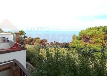 Foto 13 - Quadrilocale Via Valle delle Noci
 
14, Vico del Gargano - foto 13