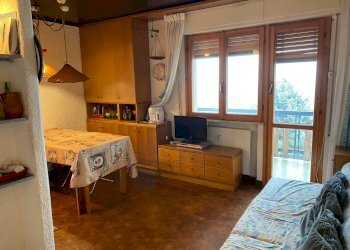 soggiorno - Trilocale Via San Grato
 
50, Viola - foto 16