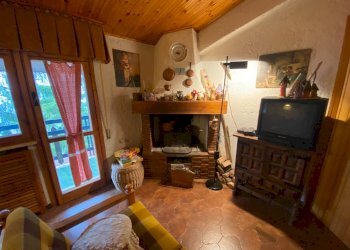 soggiorno - Four-room apartment Via San Grato, Viola - photo 5