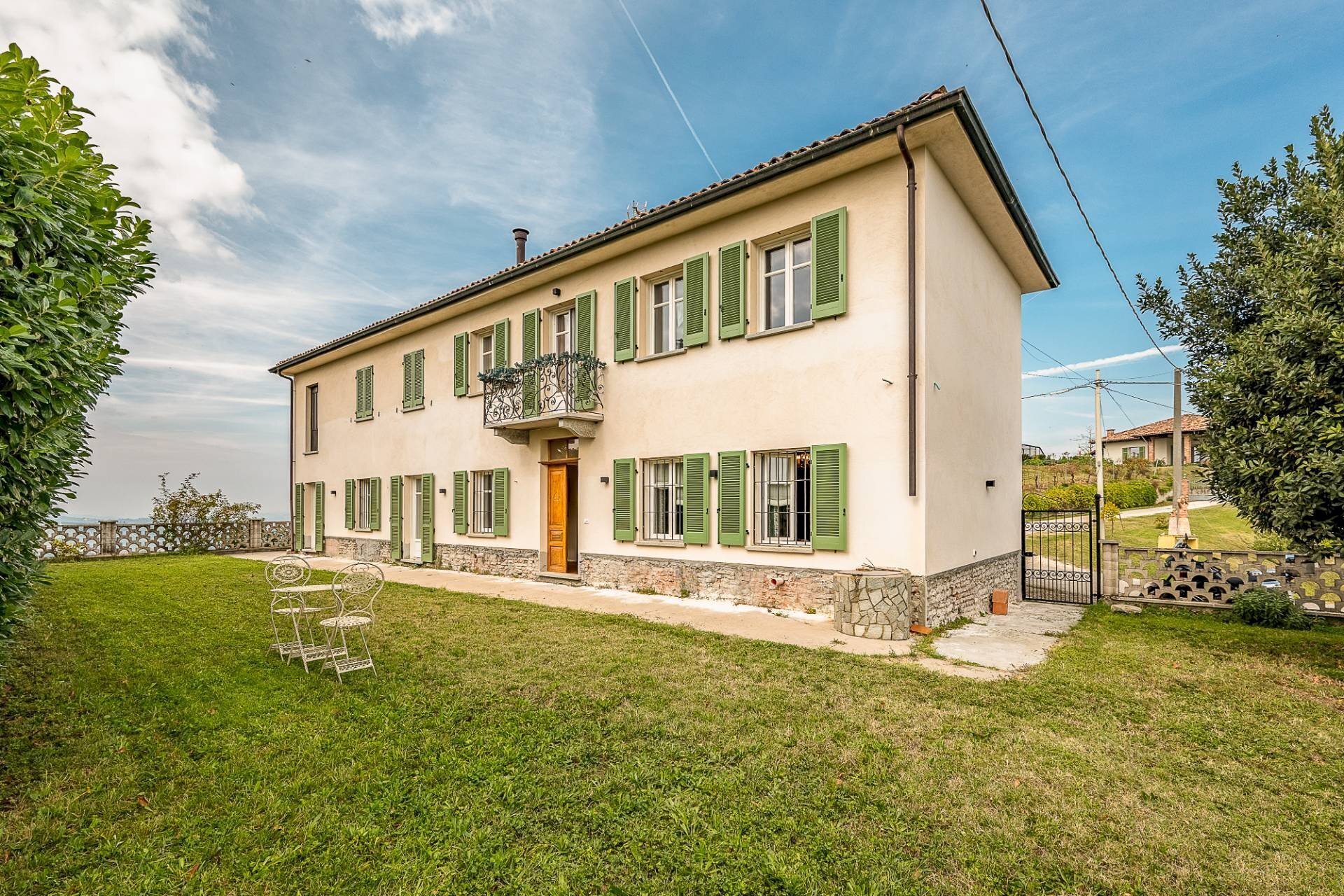 Foto 3 - Casa indipendente Strada Brosia
 
15, Castiglione Tinella - foto 3