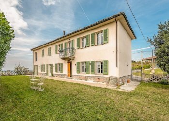 Foto 3 - Casa indipendente Strada Brosia
 
15, Castiglione Tinella - foto 3