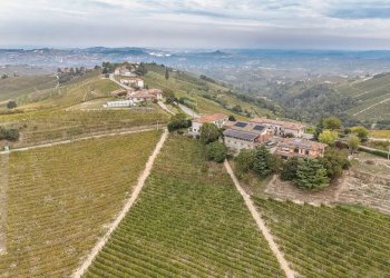 Foto 11 - Casa indipendente Strada Brosia
 
15, Castiglione Tinella - foto 11