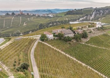 Foto 12 - Casa indipendente Strada Brosia
 
15, Castiglione Tinella - foto 12