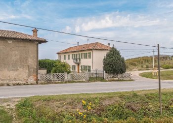 Foto 38 - Casa indipendente Strada Brosia
 
15, Castiglione Tinella - foto 38