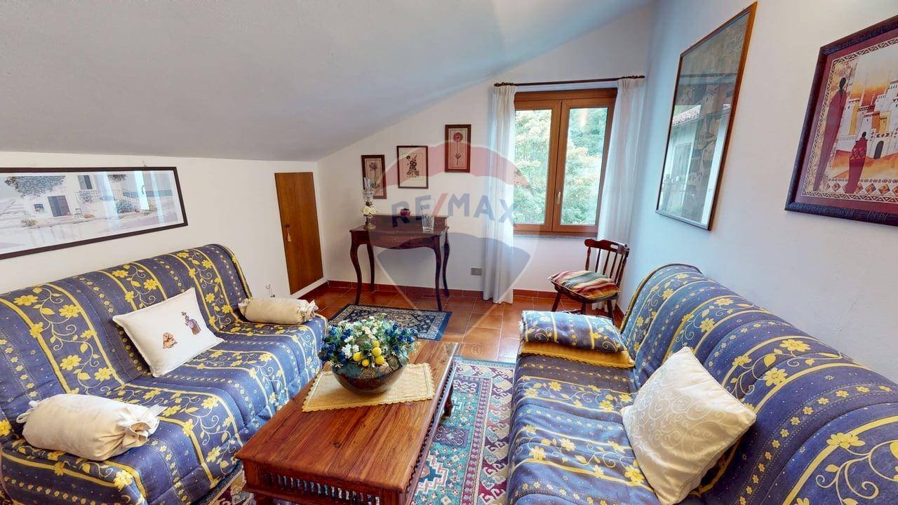 Soggiorno - Trilocale Stada provinciale della Gioia, Fabbrica Curone - foto 2