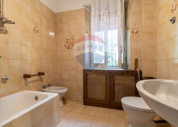 Bagno - Casa indipendente VIA ARTURO POMPEATI LUCHINI
 
2368, Fiumicino - foto 8