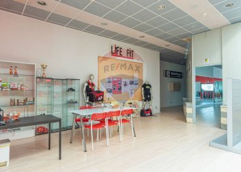 Sala da pranzo - Locale Commerciale VIA DEL CONCHELLO
 
9, Canossa - foto 4